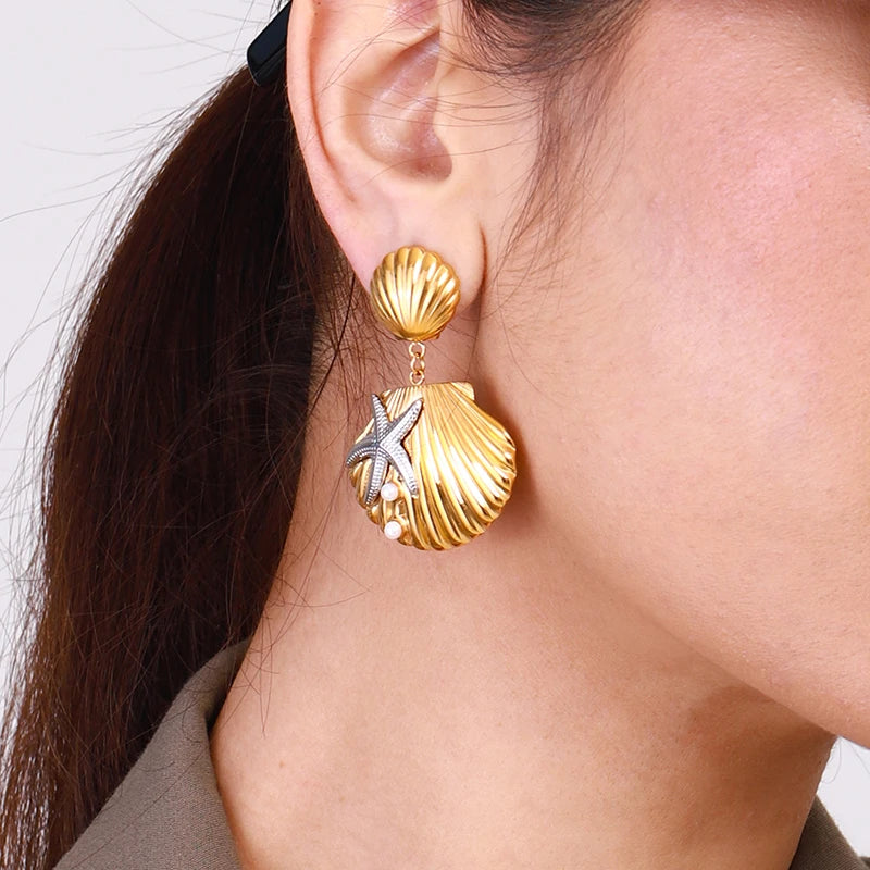 Shell Flower Stud Earrings — Stainless Steel · PS078