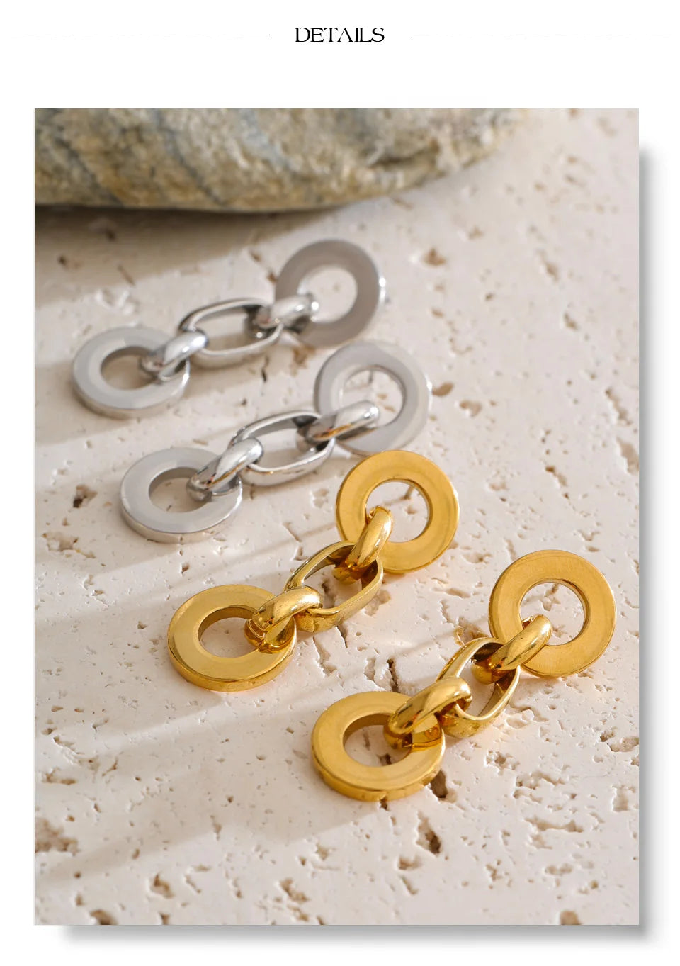 Geometric chain earrings in gold-plated stainless steel.