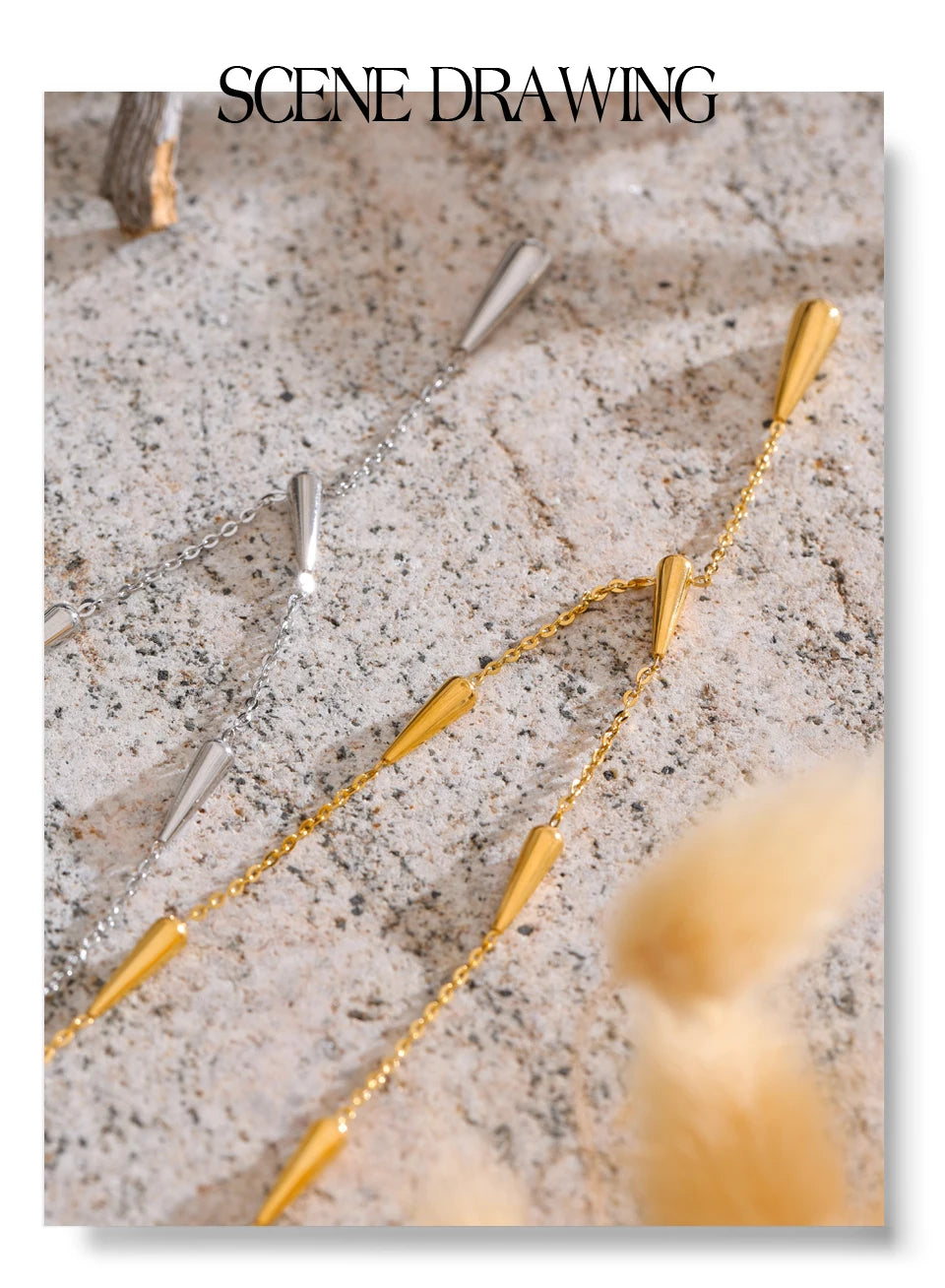 Geometric necklace in gold-plated stainless steel.