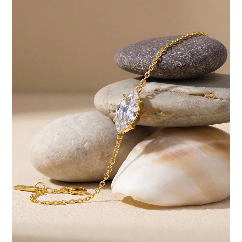 Cubic Zirconia Geometric Chain Bracelet — Gold-Plated Stainless Steel with Cubic Zirconia · PS1057