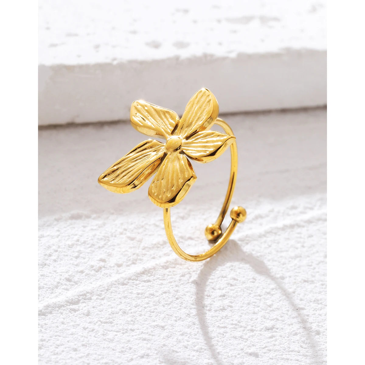 Irregular Flower Ring Vintage Adjustable — 316L Stainless Steel · PS445