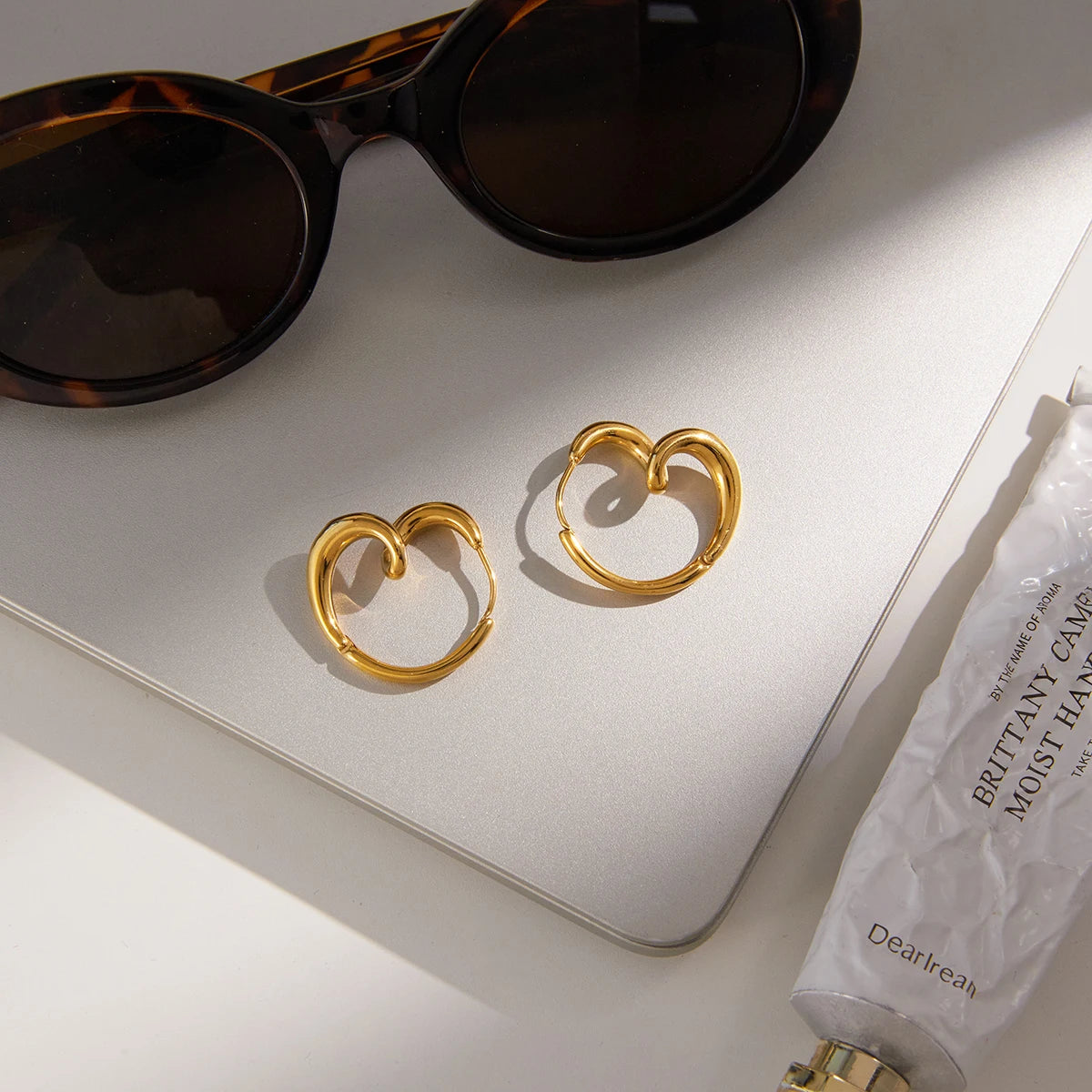 Twisted Heart Hoop Earrings — Stainless Steel · PS067