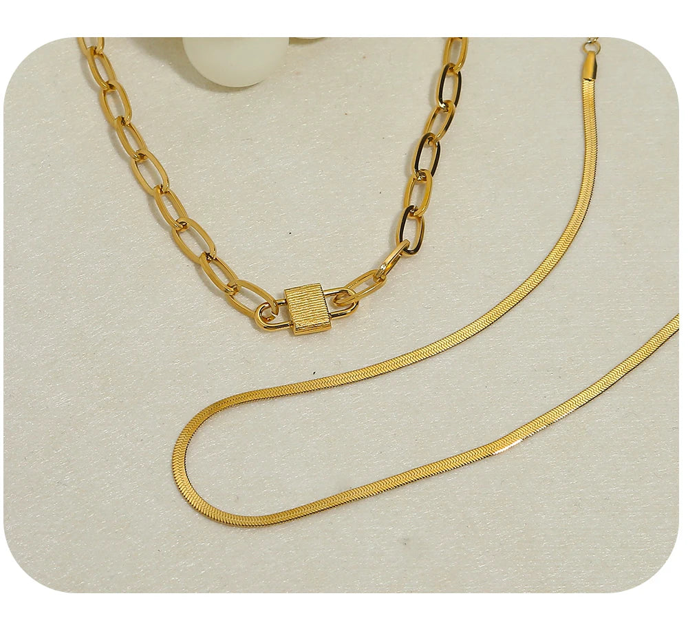 Snake Chain Choker Necklace Lock Charm — 316L Stainless Steel · PS449