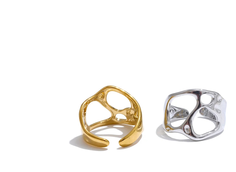 Geometric ring in gold-plated stainless steel.