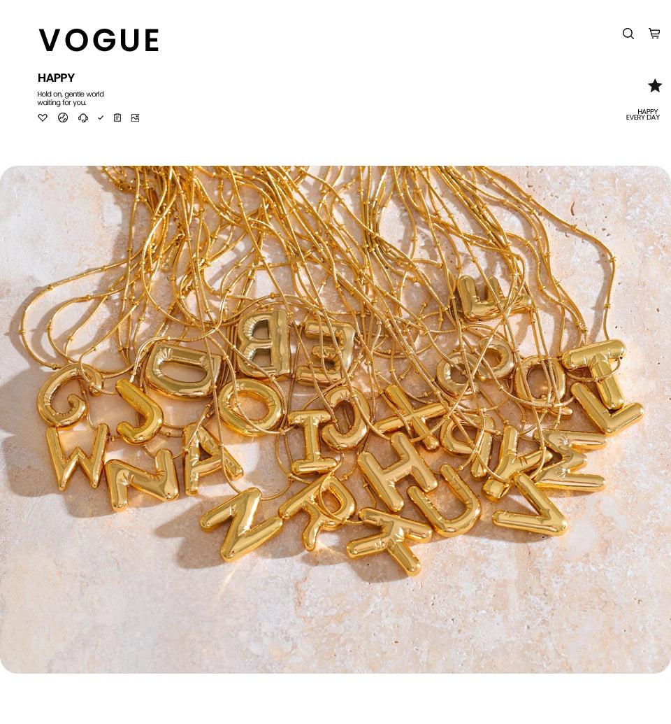 Geometric chain necklace in gold-plated stainless steel.