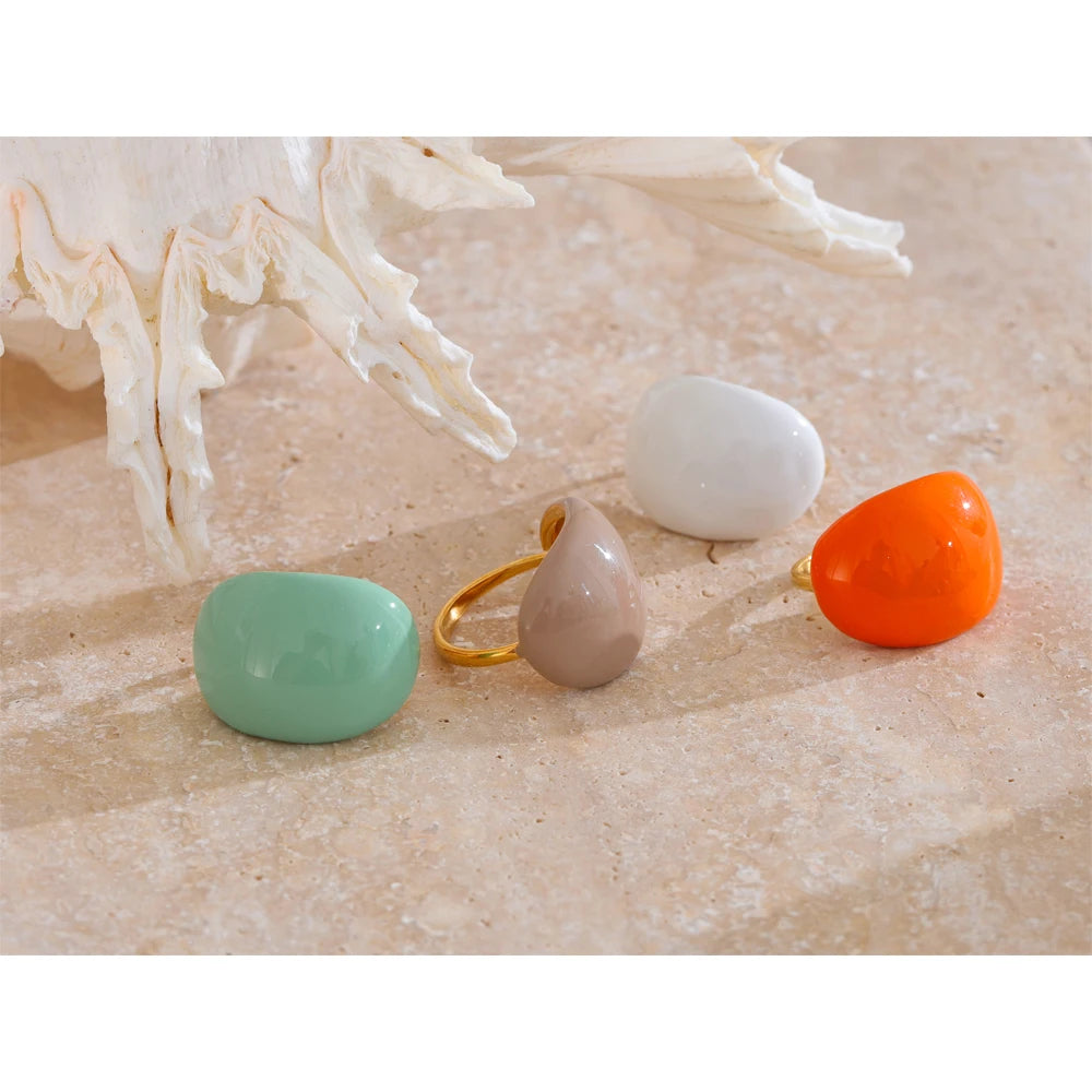 White enamel multi-color ring in 18K gold-plated stainless steel with enamel.