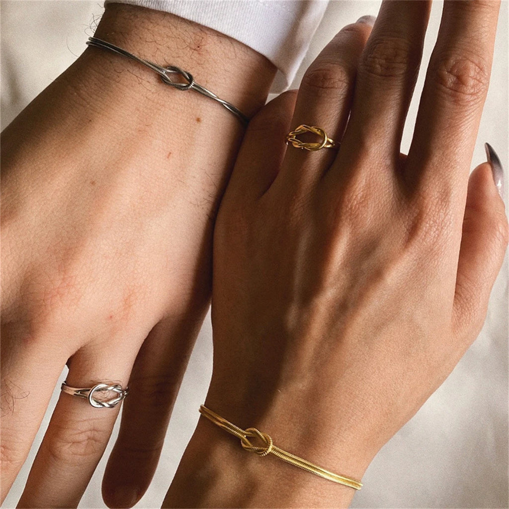 Valentine's Day Gift Titanium Steel Knot Snake Chain Bracelet Handmade Knot Herringbone Ring Plated with True Gold