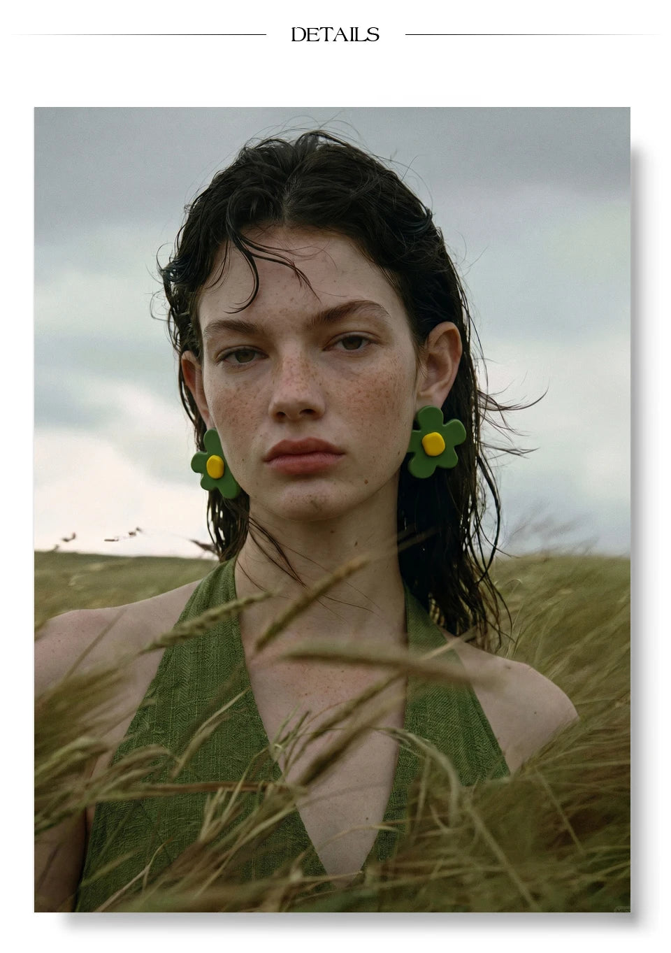 Green resin acrylic earrings in gold-plated stainless steel with resin and acrylic.