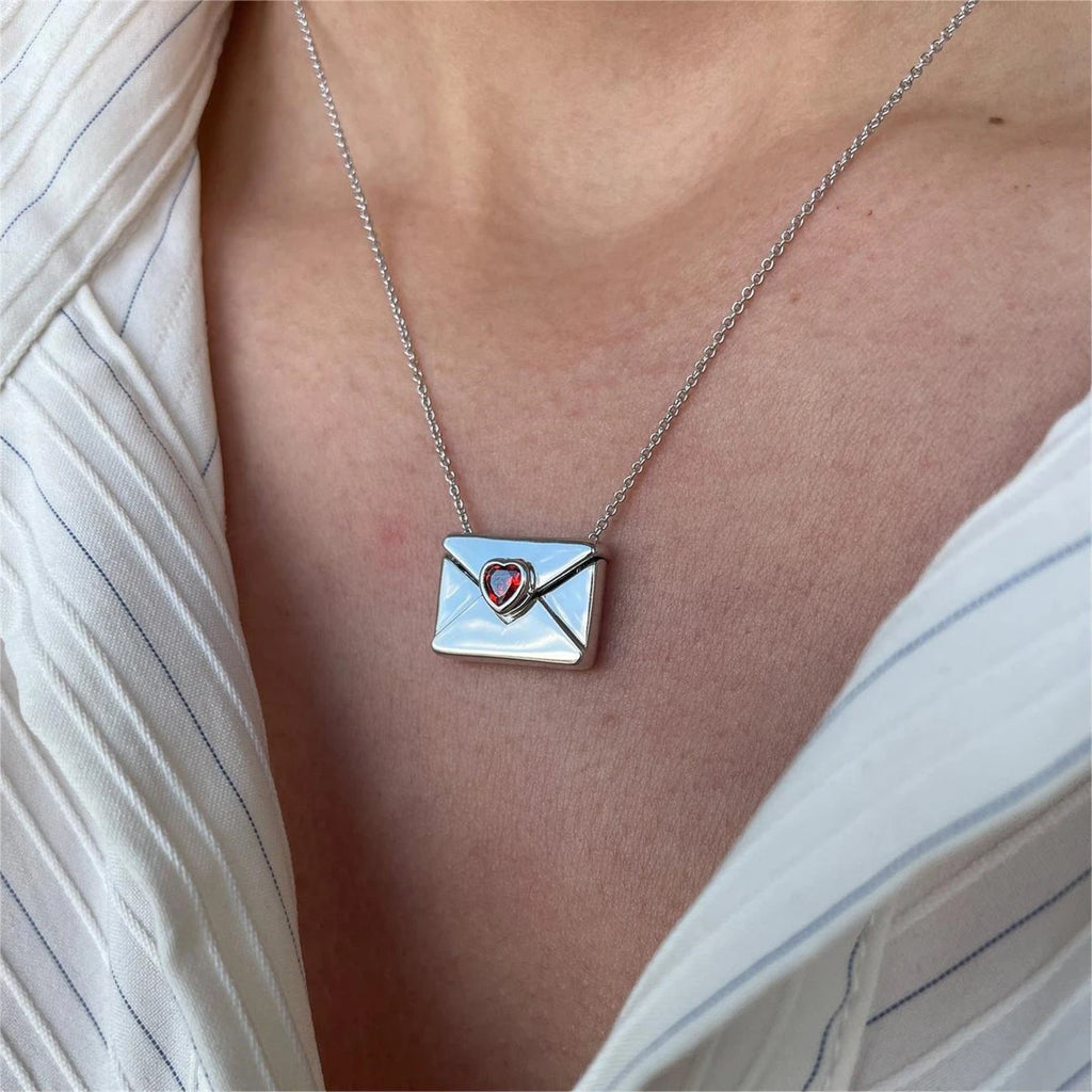 Valentine's Day Red Love Envelope Box Necklace Opening and Closing English Words I Love You Proverbs Necklace