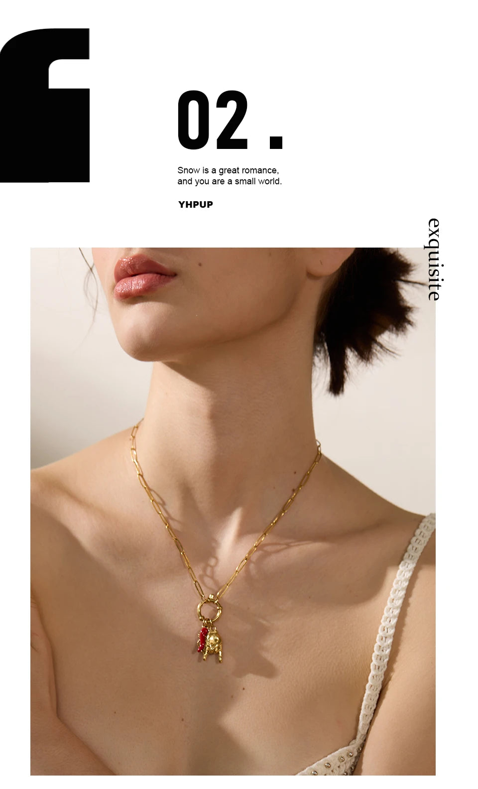 Red heart geometric necklace in gold-plated 316L stainless steel.