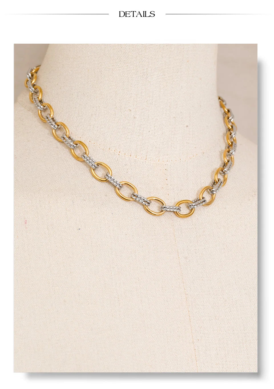 Geometric chain necklace in gold-plated stainless steel.