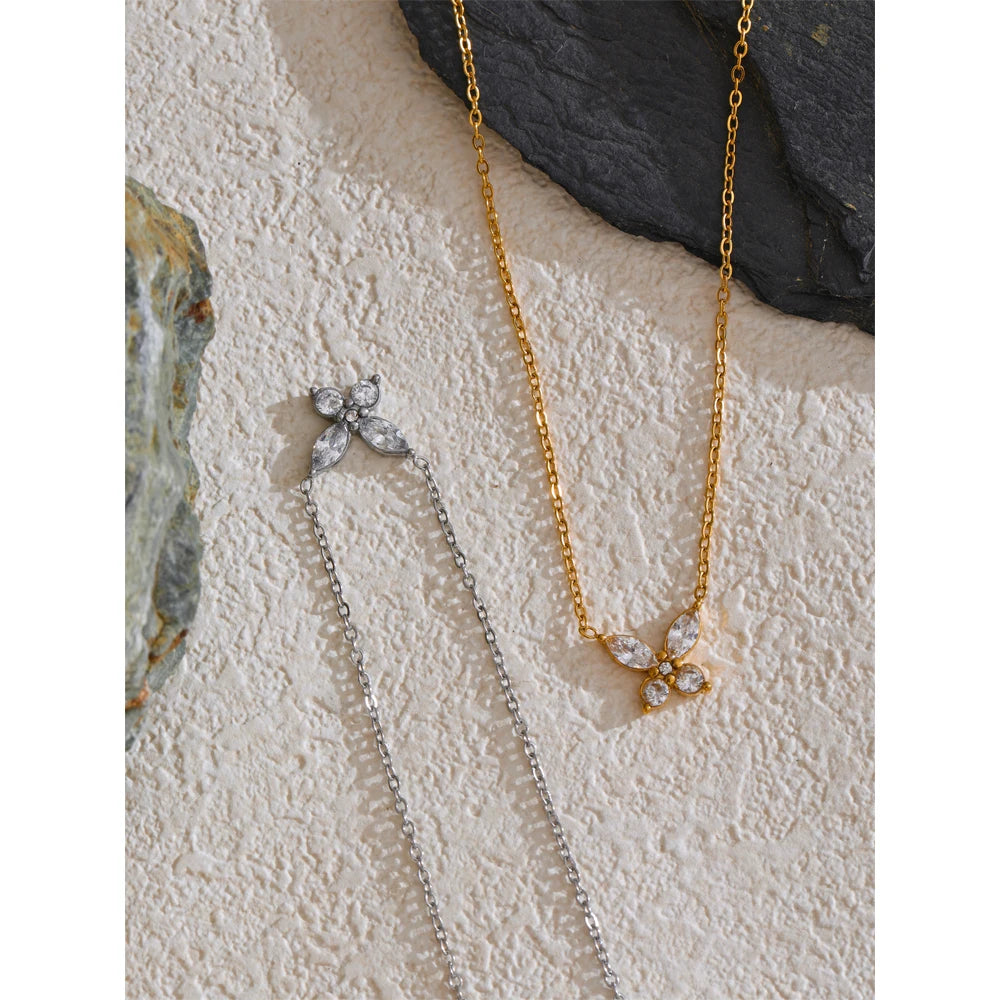 Cubic zirconia butterfly necklace in gold-plated stainless steel with cubic zirconia.