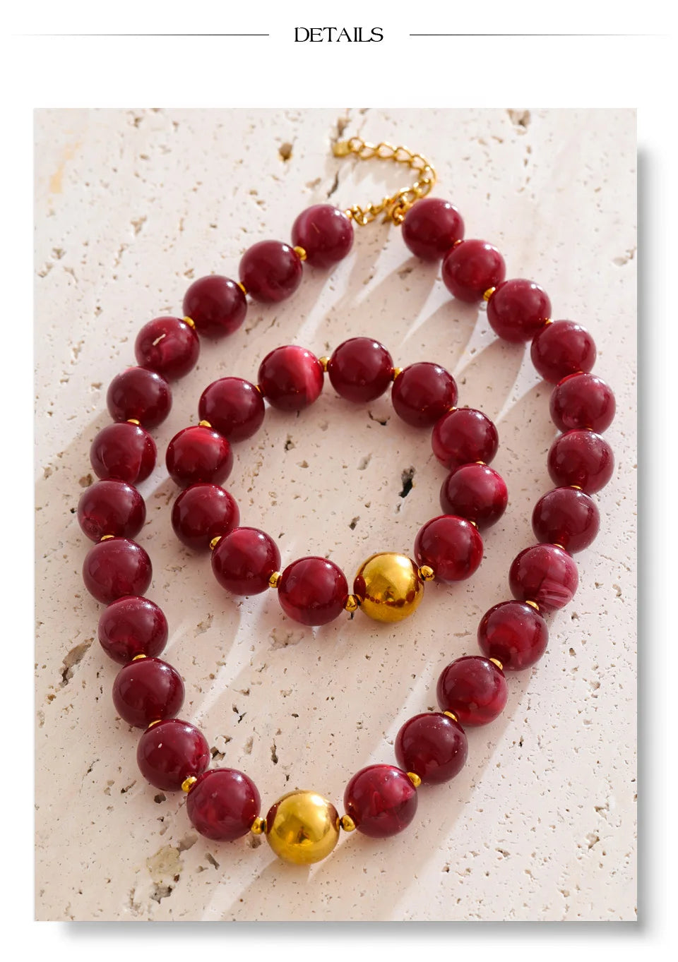 Resin beaded multi-color necklace in gold-plated stainless steel with resin.