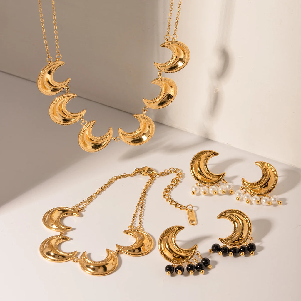 Crescent Moon Jewelry — Stainless Steel · PS130