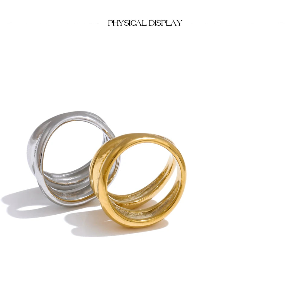Geometric layered ring in gold-plated stainless steel.