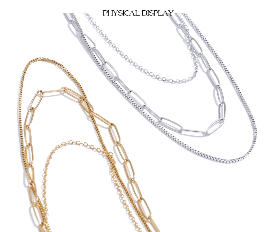 Geometric chain necklace in gold-plated stainless steel.