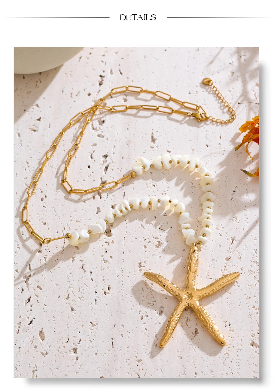 Shell star chain necklace in gold-plated stainless steel with shell.