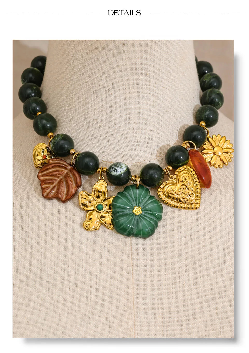 Green resin acrylic necklace in gold-plated stainless steel with resin and acrylic.