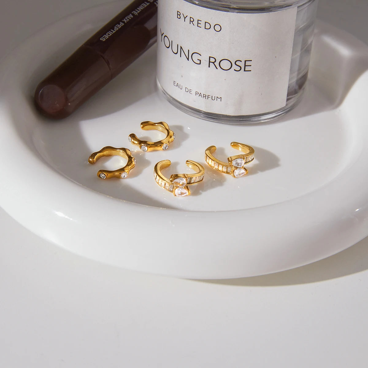 Wavy CZ Stud Earrings — Stainless Steel · PS377
