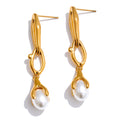 Pearl geometric earrings in gold-plated stainless steel with pearl.