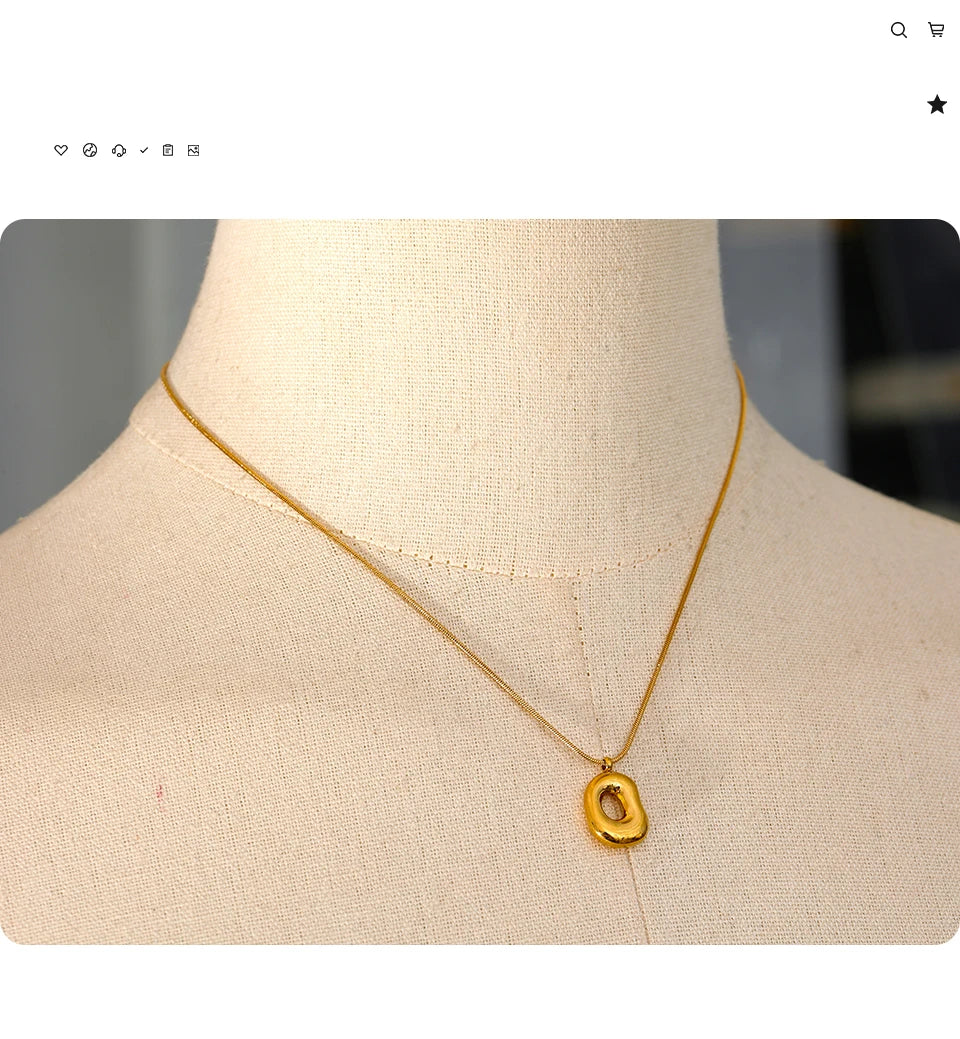 Geometric necklace in gold-plated 316L stainless steel.