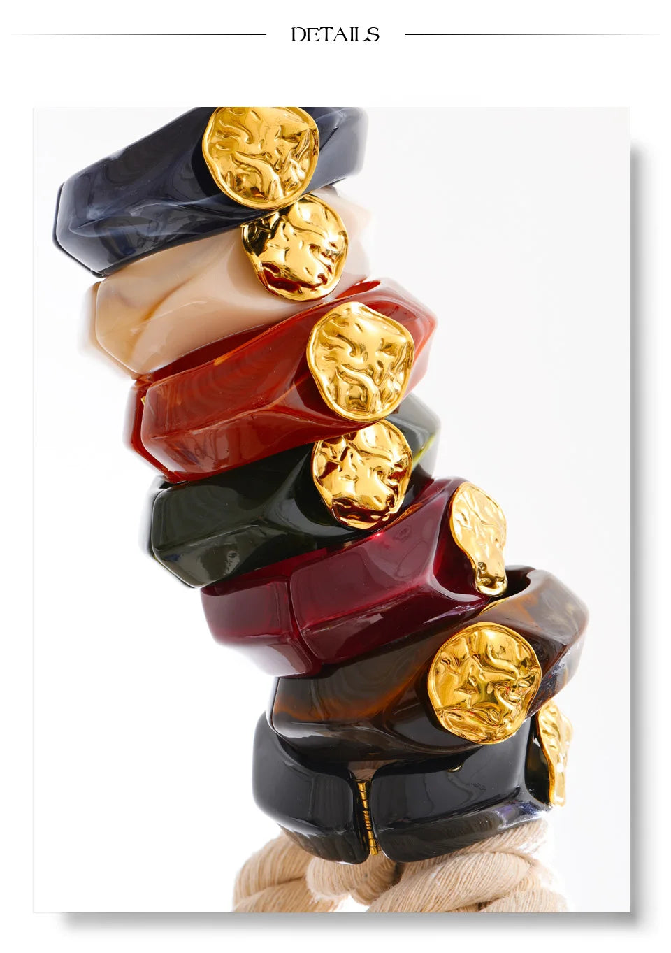 Resin multi-color geometric bracelet in gold-plated stainless steel with resin.
