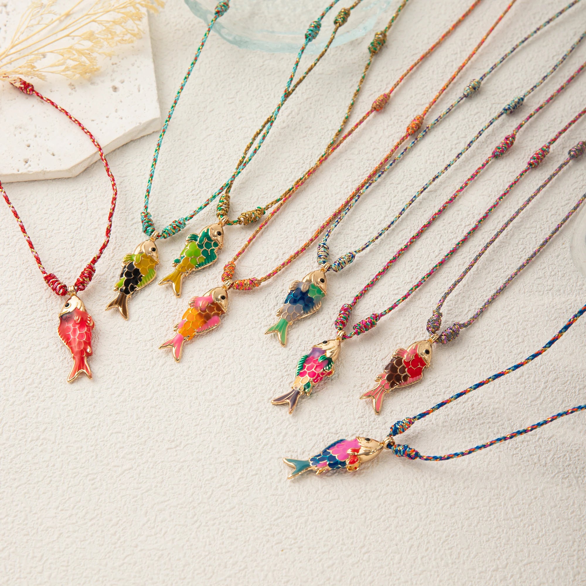 Fashionable and trendy colorful rope necklace ocean fish high-quality colorful stainless steel pendant necklace