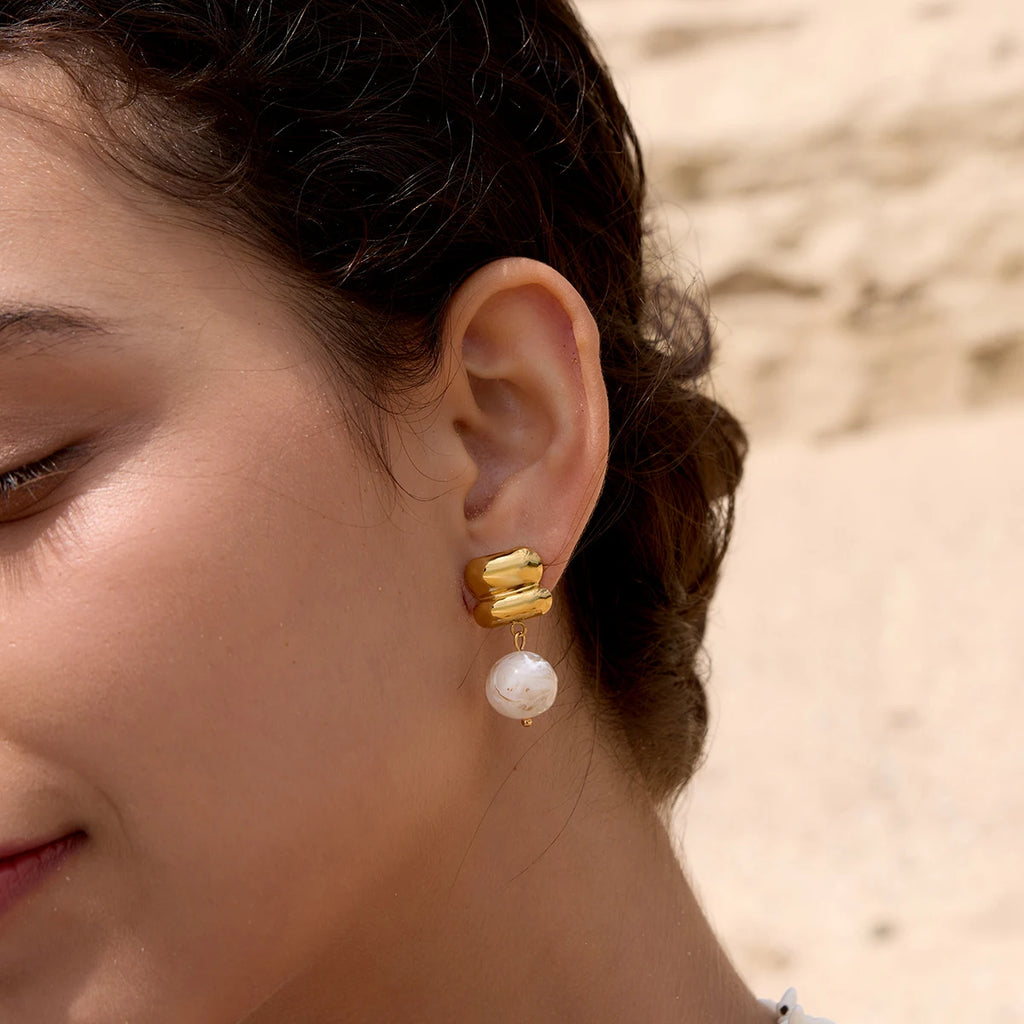 Geometric Resin Drop Earrings — 18K Gold Plated Stainless Steel · JDE0109029