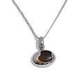 Natural stone geometric necklace in gold-plated stainless steel with natural stone.