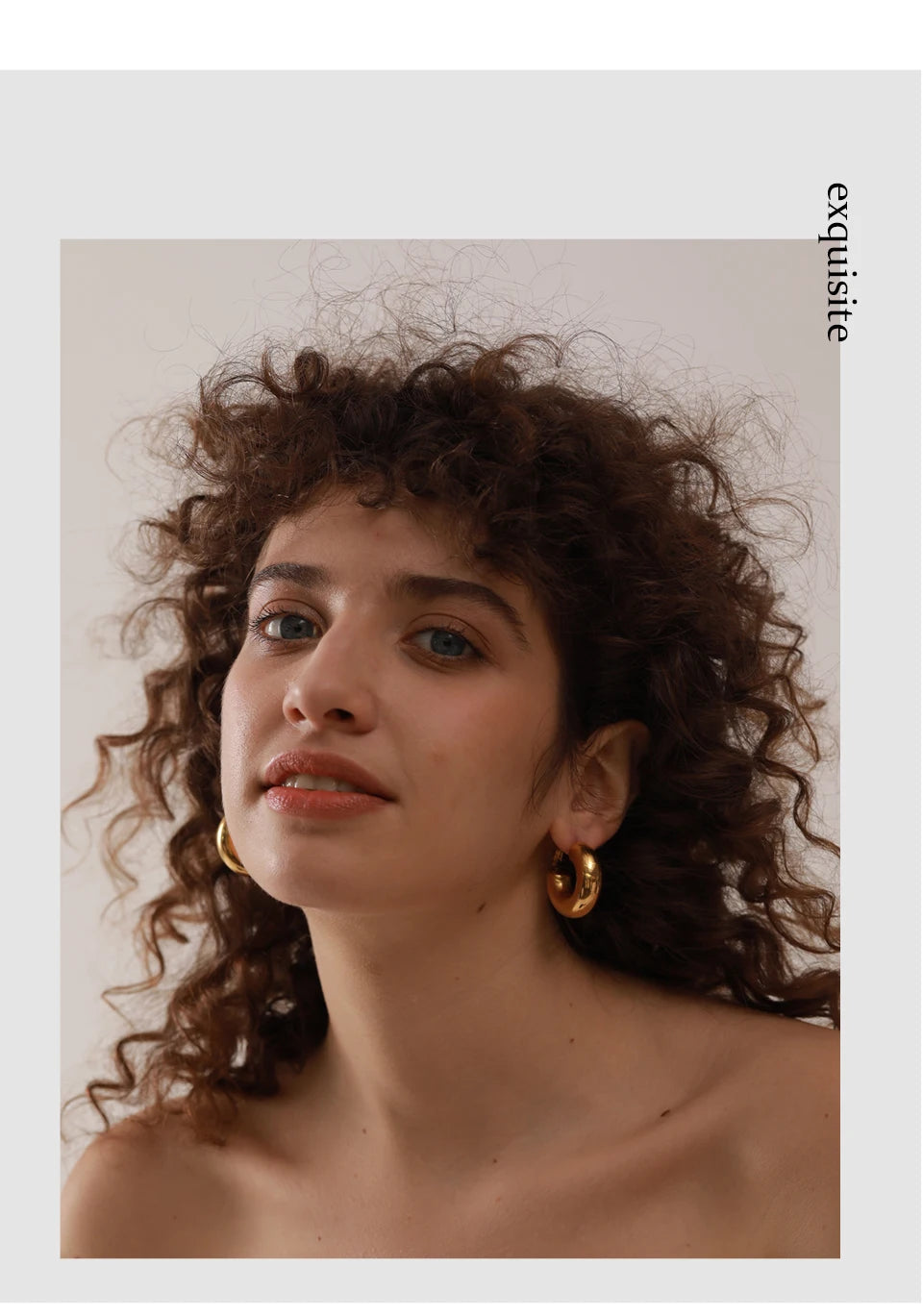 Minimalist geometric earrings in gold-plated stainless steel.