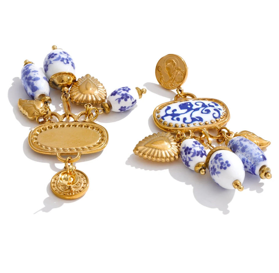 Blue heart flower earrings in gold-plated stainless steel.