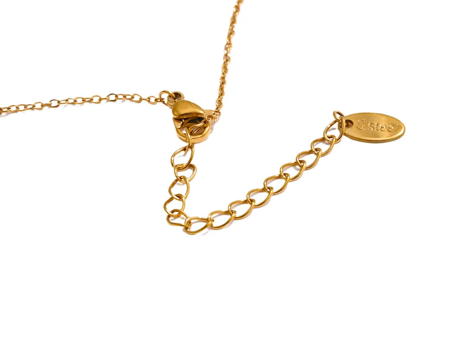 Star necklace in gold-plated stainless steel.