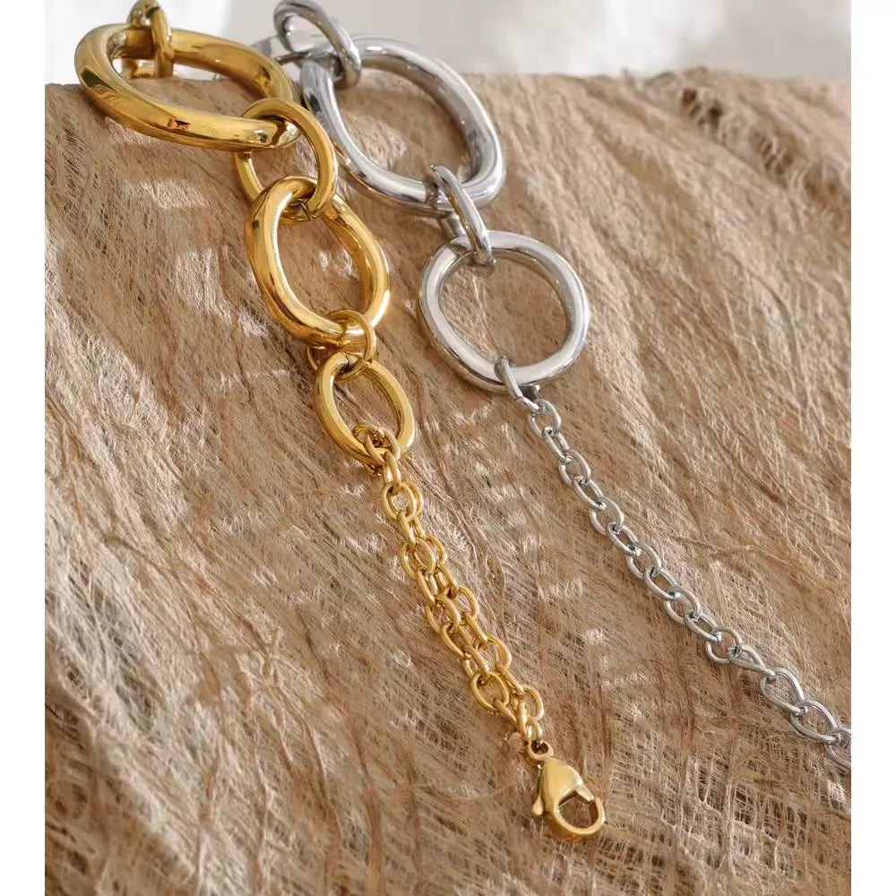 Geometric Chain Bracelet — Gold-Plated Stainless Steel · PS1183