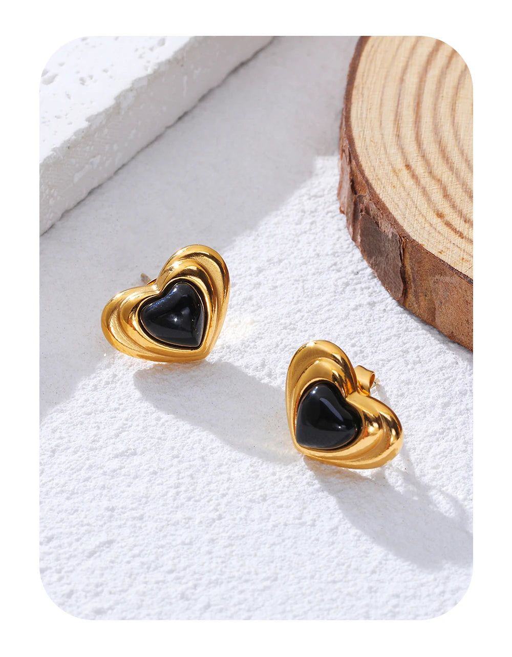 Stud Piercing Earrings Black Stone Heart — 316L Stainless Steel · PS453