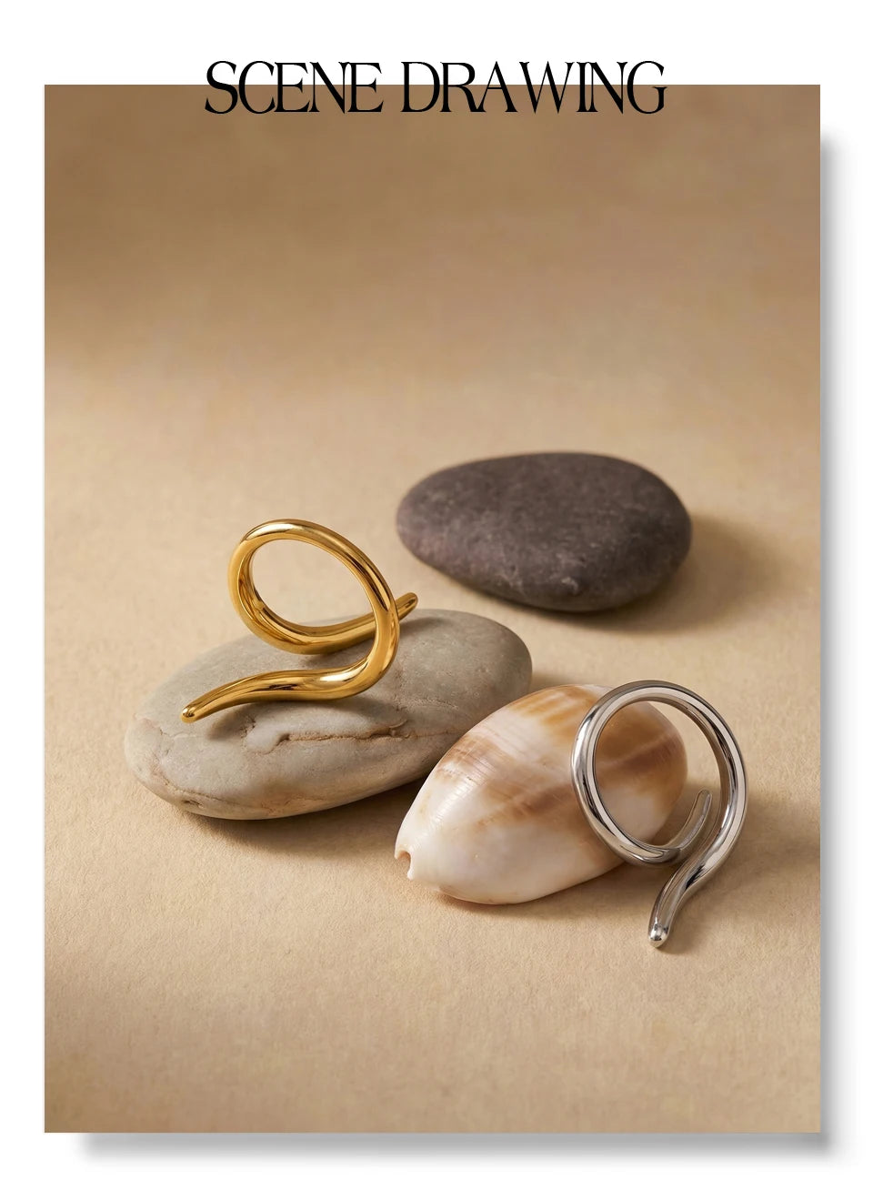 Minimalist geometric ring in gold-plated stainless steel.