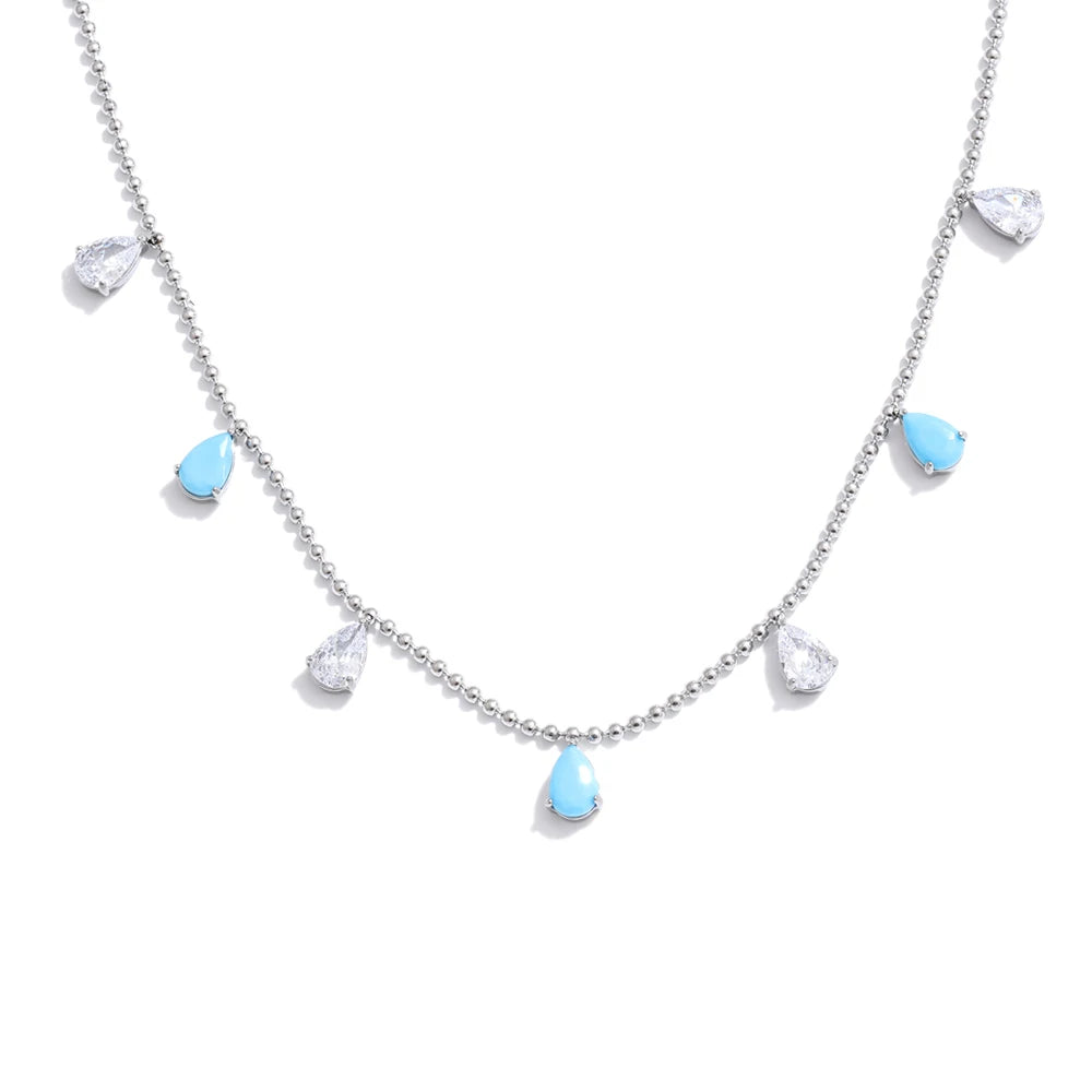 Cubic zirconia necklace in gold-plated stainless steel with cubic zirconia.