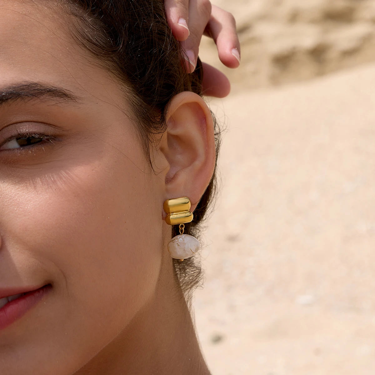 Geometric Resin Drop Earrings — 18K Gold Plated Stainless Steel · JDE0109029