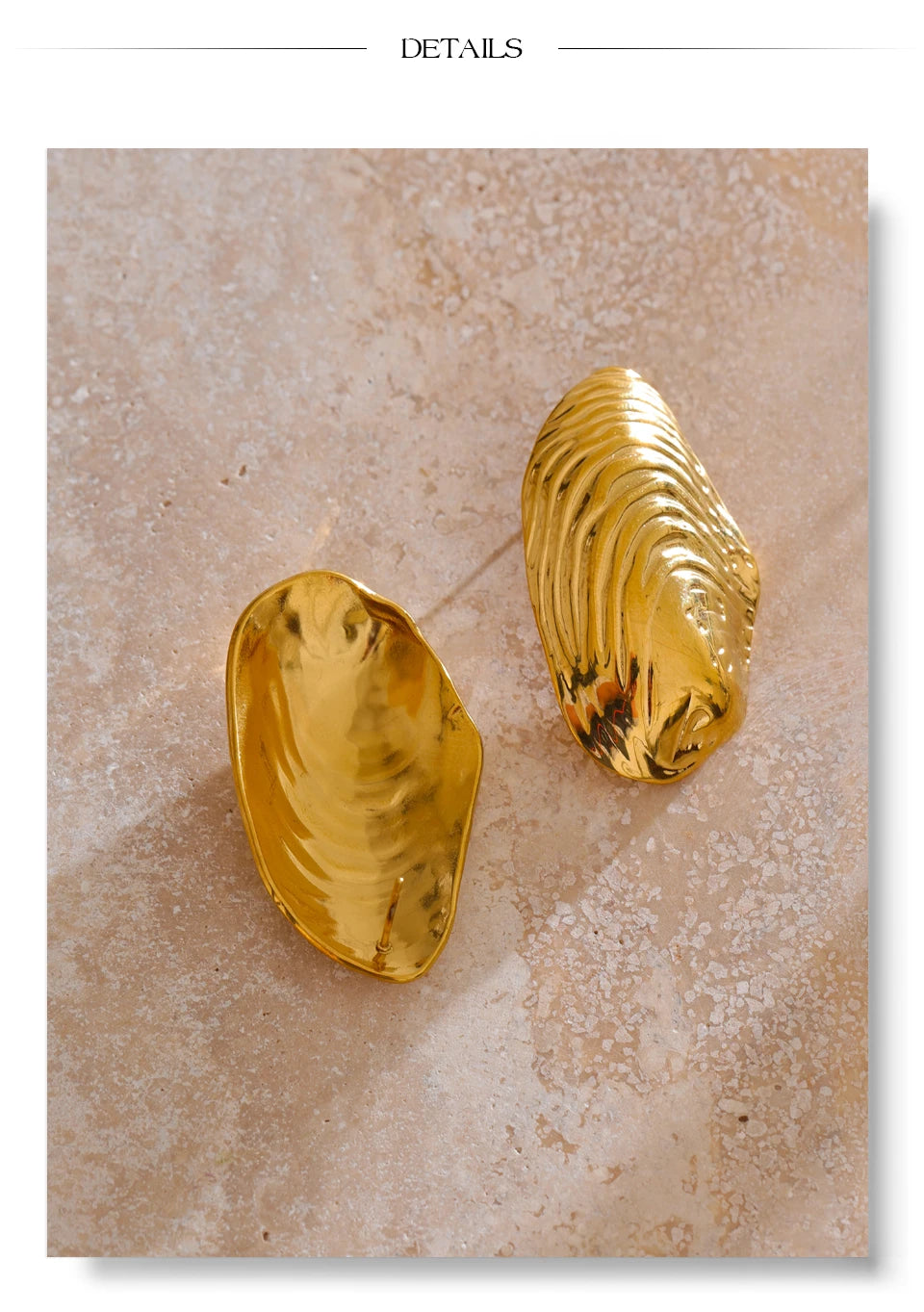 Geometric earrings in gold-plated stainless steel.