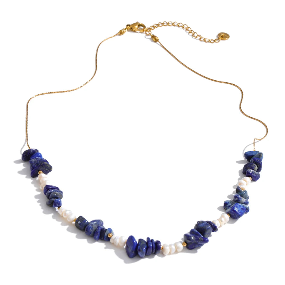 Pearl natural stone multi-color necklace in gold-plated stainless steel with pearl and natural stone.