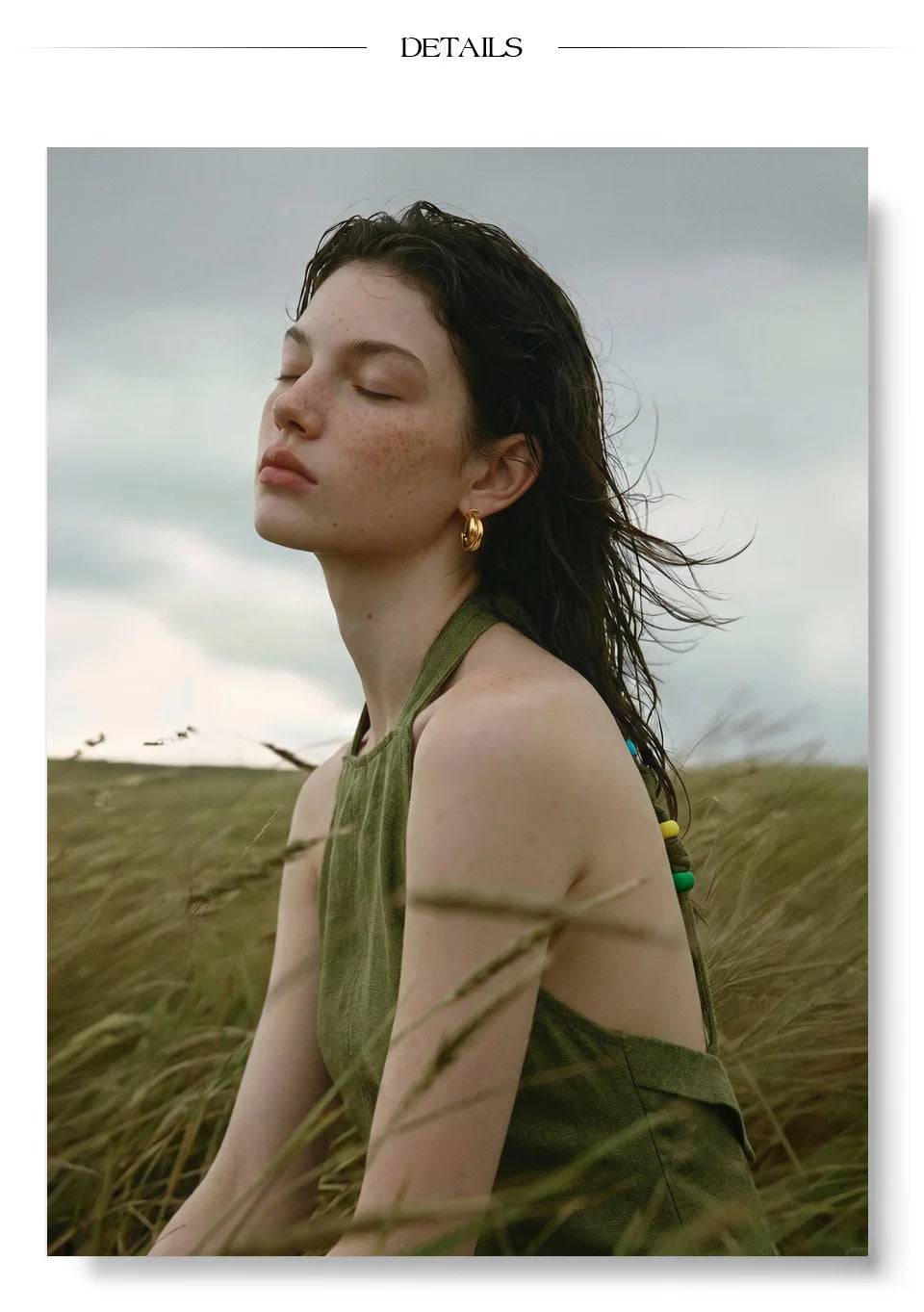 Vintage geometric earrings in gold-plated stainless steel.