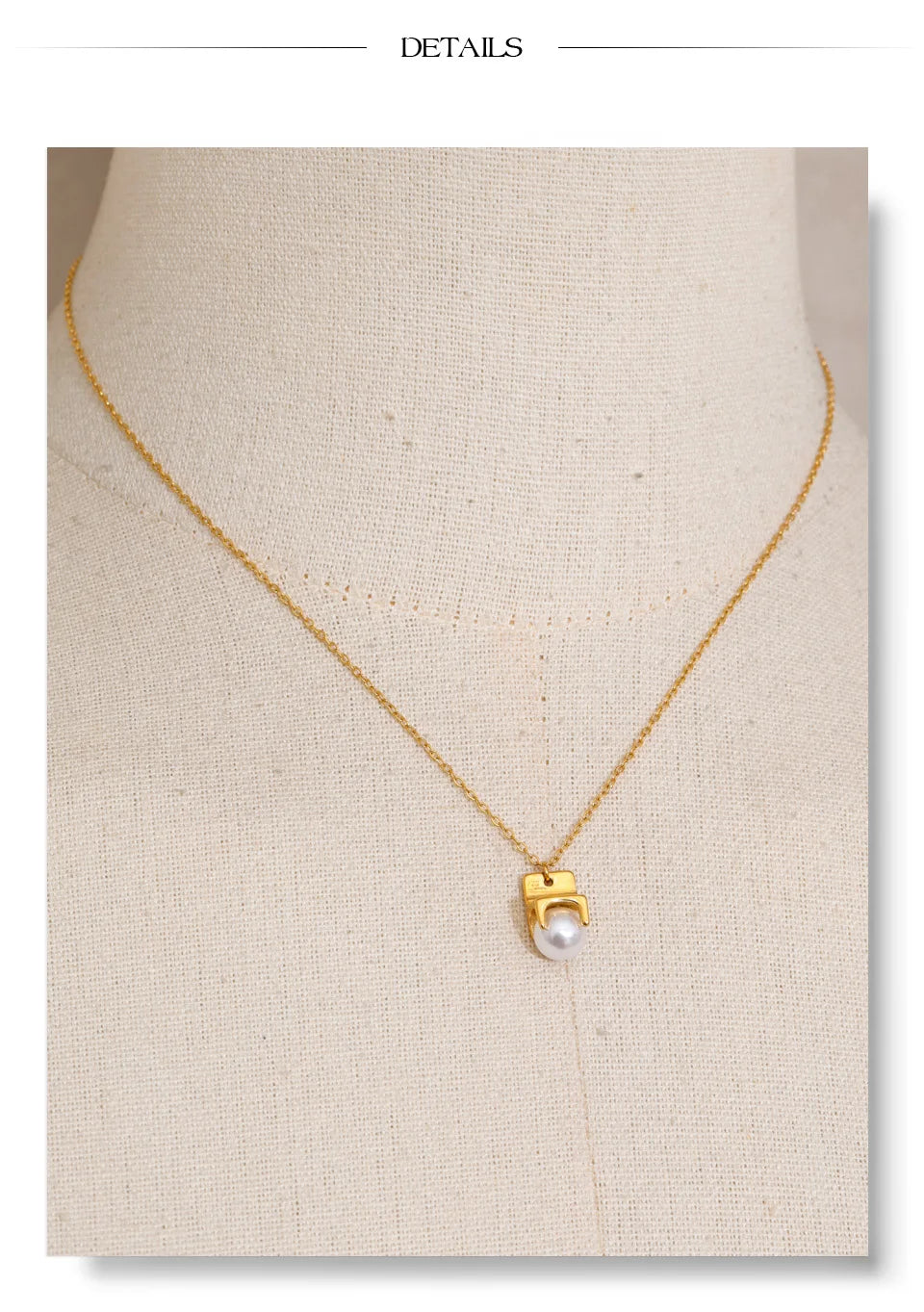 Pearl geometric necklace in gold-plated stainless steel with pearl.