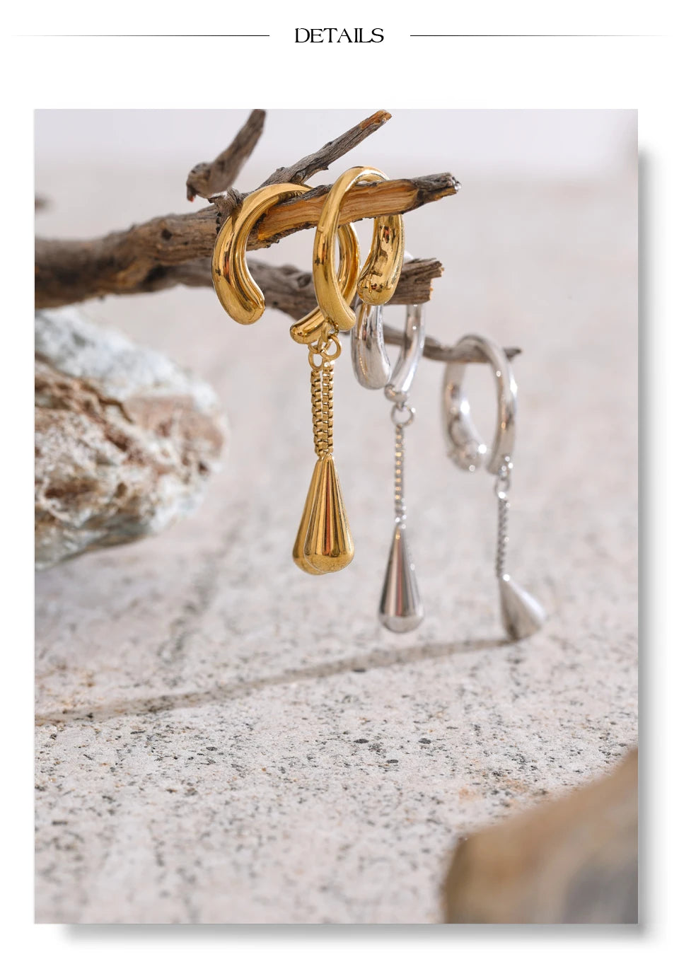 Geometric chain earrings in gold-plated stainless steel.