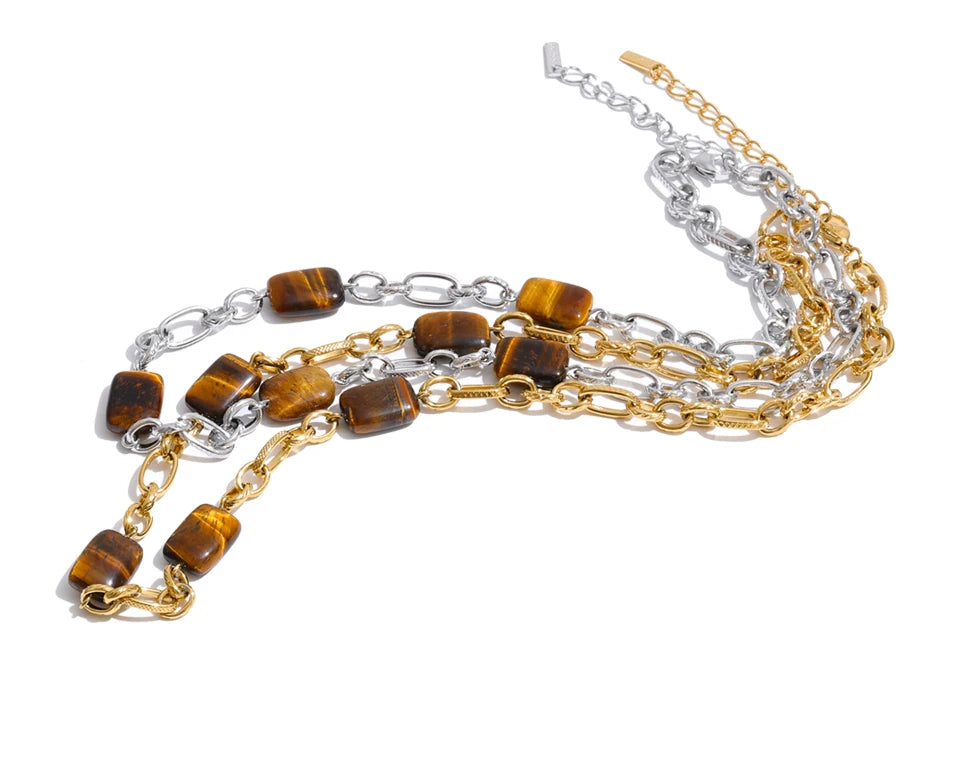 Natural stone geometric chain necklace in gold-plated stainless steel with natural stone.