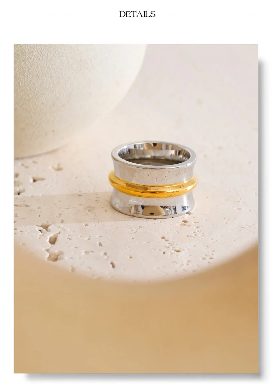 Minimalist geometric ring in 18K gold-plated stainless steel.