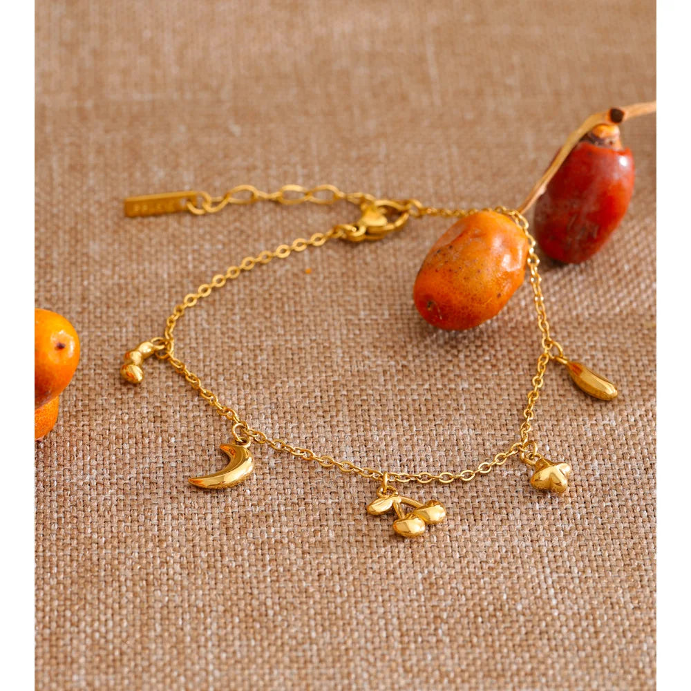 Star Moon Geometric Bracelet — Gold-Plated Stainless Steel · PS1126