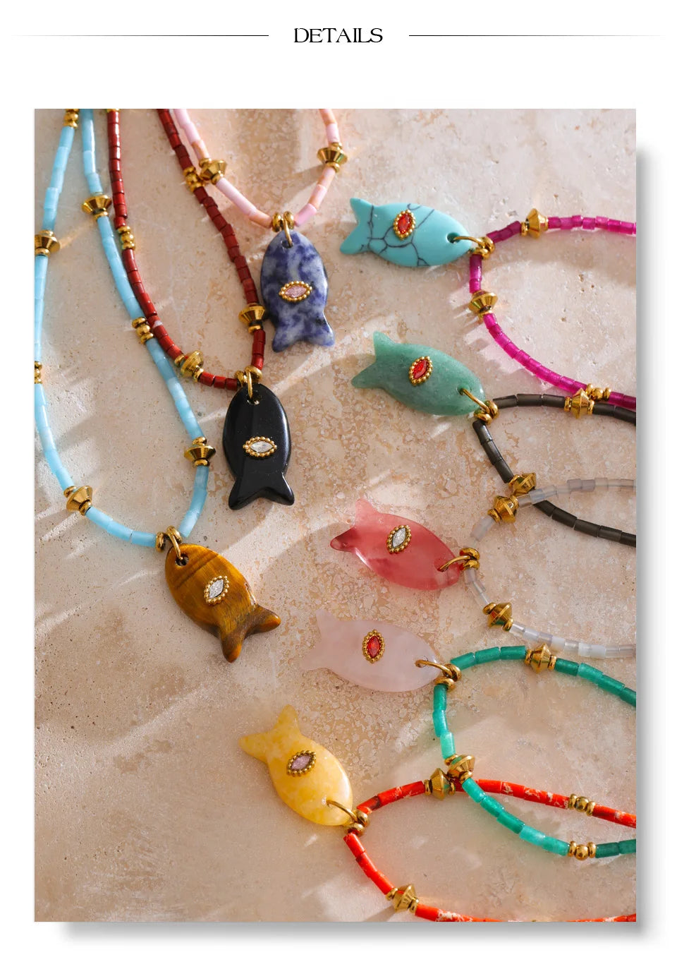 Natural stone geometric necklace in gold-plated stainless steel with natural stone.