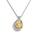 Pearl beaded geometric necklace in gold-plated stainless steel with pearl.