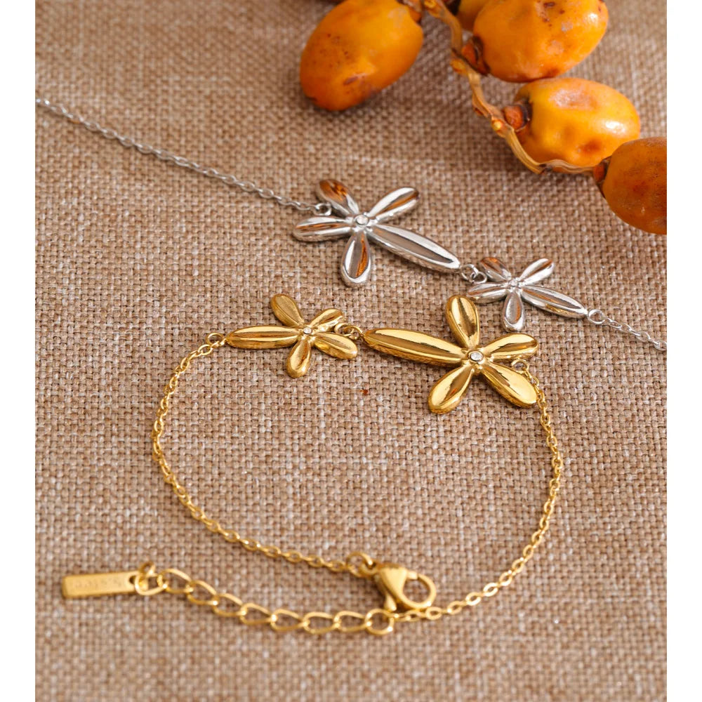 Flower Chain Bracelet — Gold-Plated Stainless Steel · PS1043