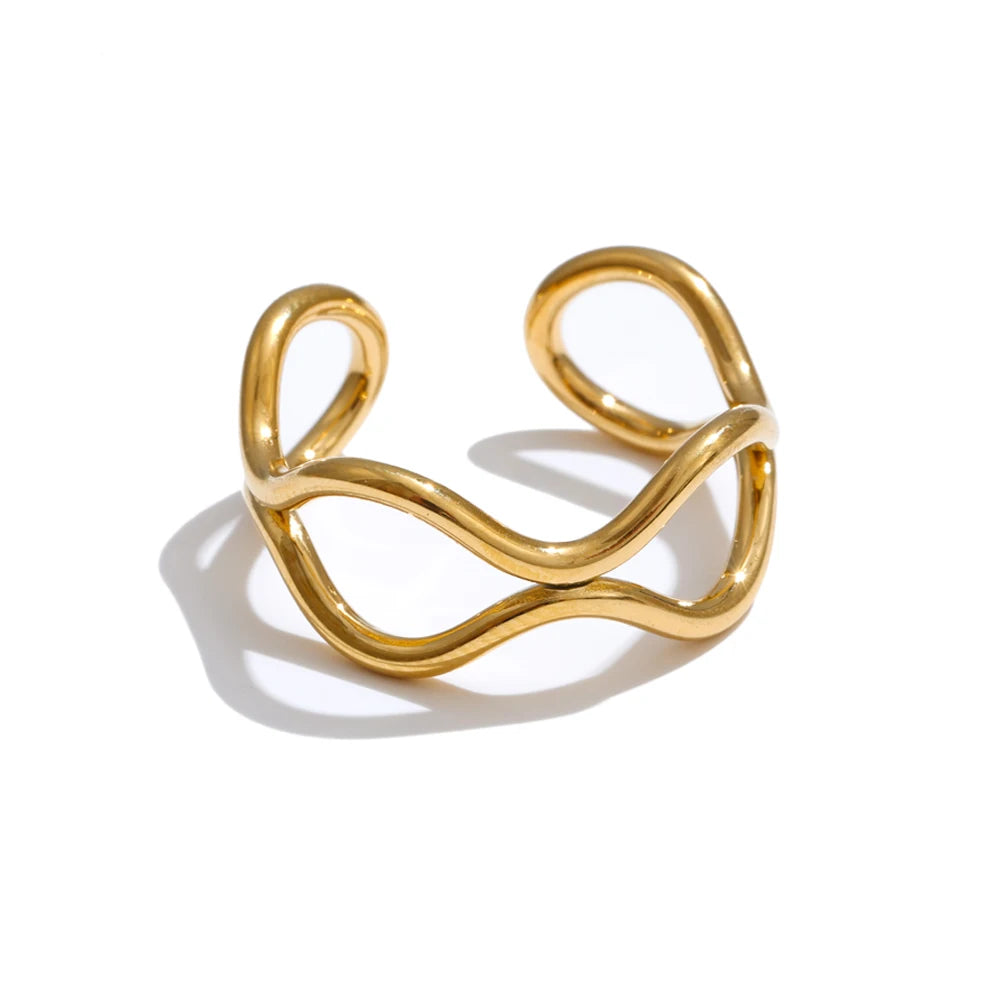 Geometric ring in 18K gold-plated stainless steel.
