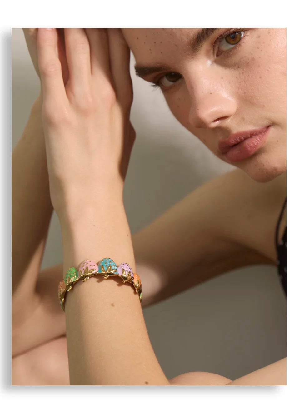 Red Enamel Multi-Color Bracelet — Gold-Plated Stainless Steel with Enamel · PS1601